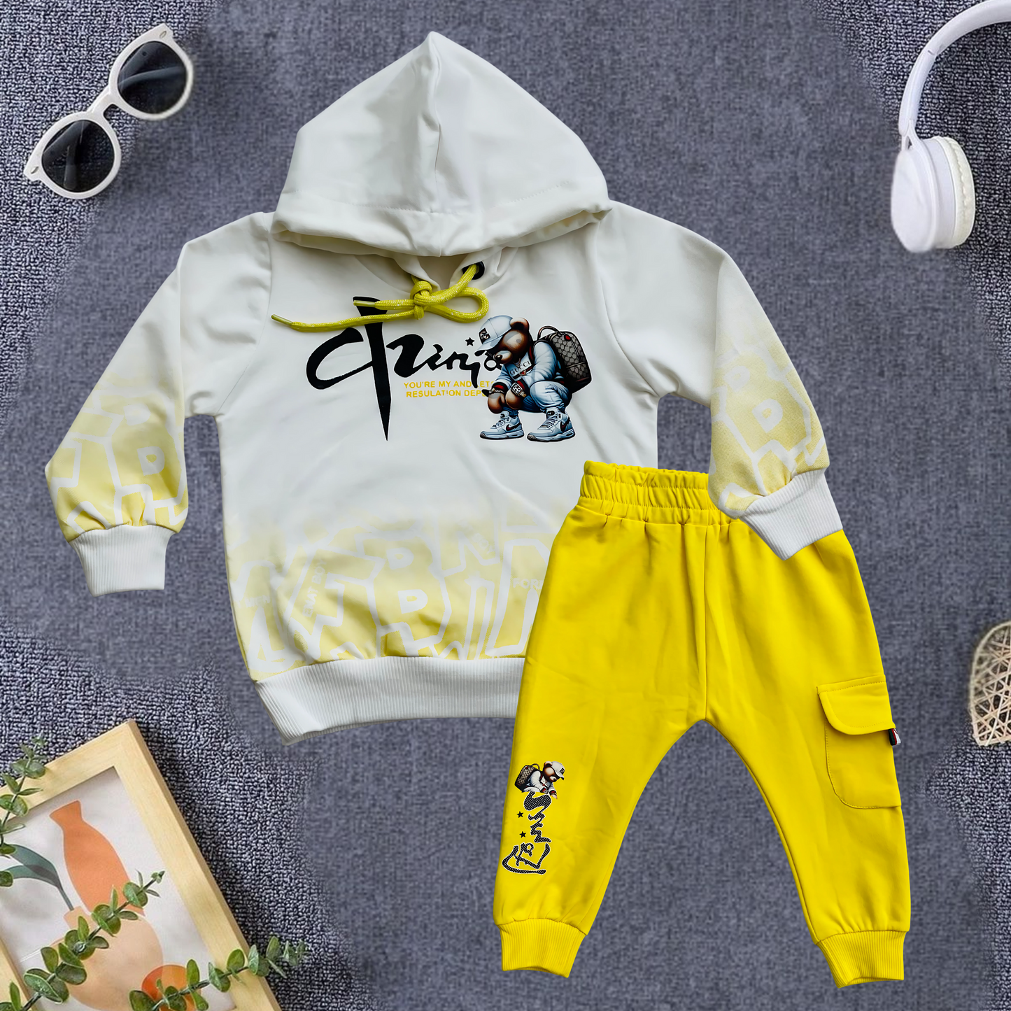 Gucci Graphic Hoodie with Matching Cargo Jogger Pants - MA9